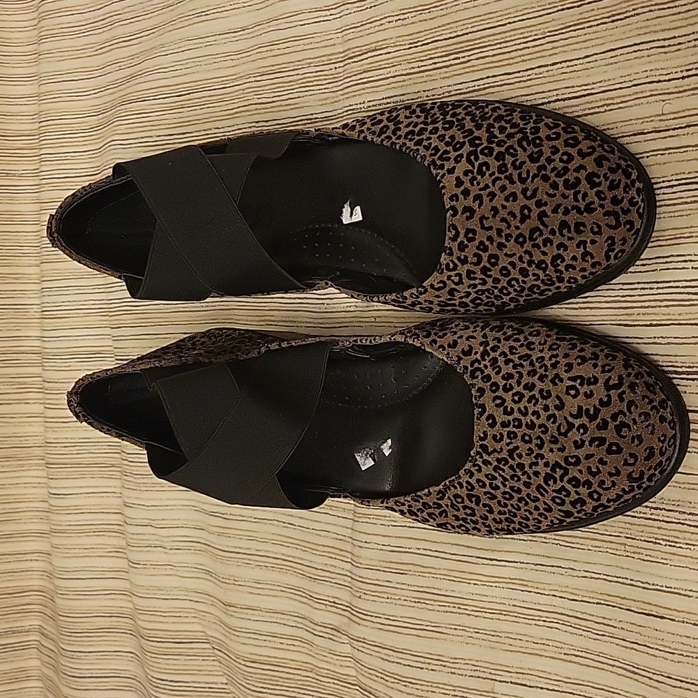 The  flexx leopard print wedge platform shoes